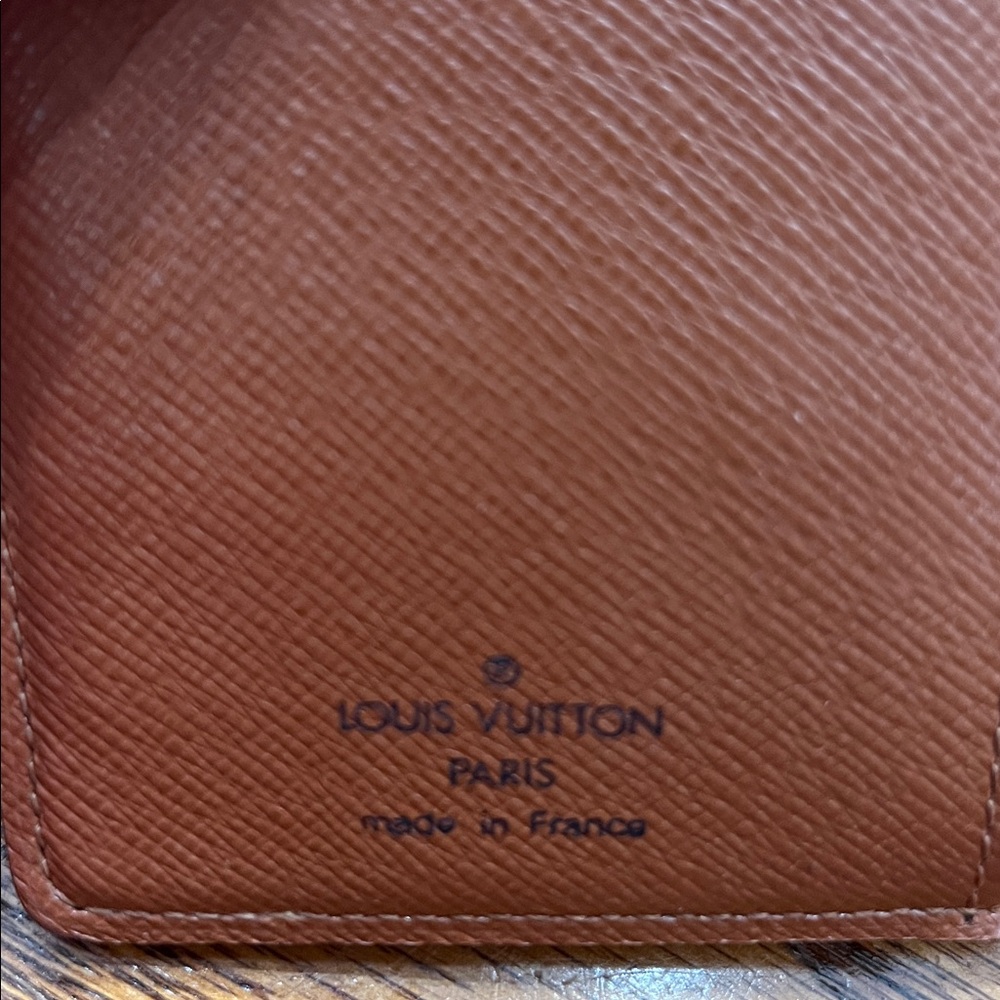 Louis Vuitton Monogram Portefeuille Viennois - Picture 12 of 12